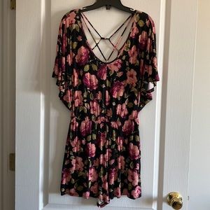American Eagle Floral Romper